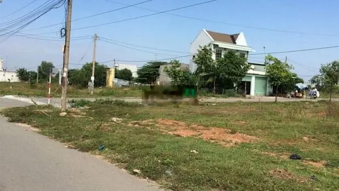 Bán 1 nền Đất ở mặt tiền đường Tập Đoàn 2, Huyện Cần Giuộc