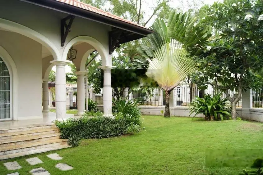 Bán biệt thự khu Compound Thảo Điền 1, vị trí góc 2MT đường trục chính