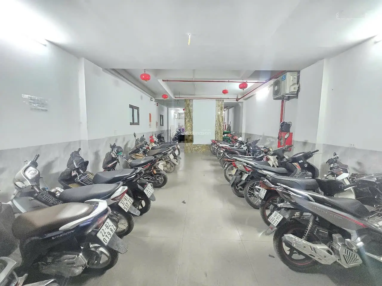 CHDV 112m2*8 tầng*29.68 tỷ 31 phòng ô tô vào nhà doanh thu 1.8 tỷ/năm TT Q. Thanh Xuân. 0985818818