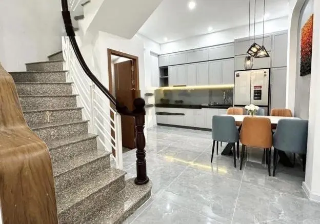 Bán gấp nhà Phùng Văn Cung, P7, Q. Phú Nhuận, SHR, hoàn công đủ. Giá 2,1 tỷ