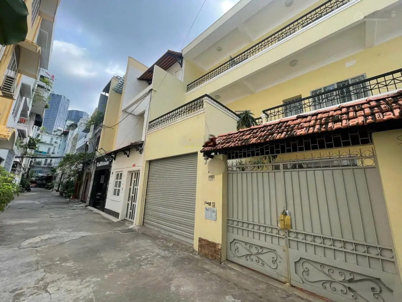 Bán NR tại Phạm Viết Chánh, 29 tỷ, 181m2, 6PN, 6WC, giá tốt Hot!