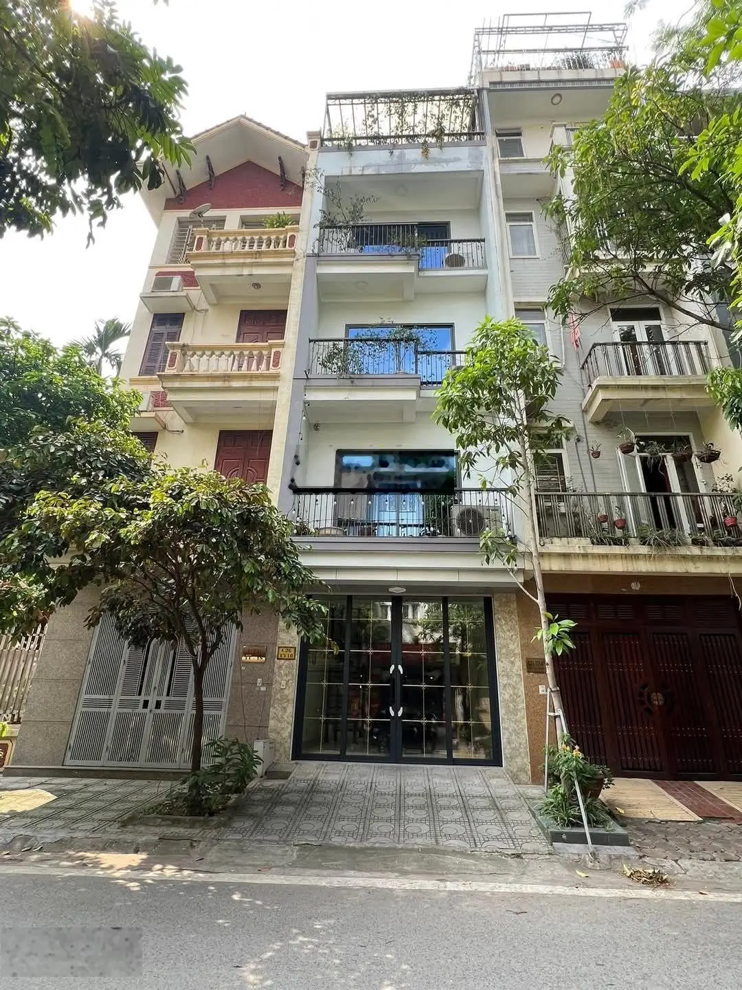 Bán nhà Lê Trọng Tấn, Thanh Xuân, ô tô tránh thang máy vỉa hè, dân trí tuyệt vời, 95m2, 6T, 17.8 tỷ