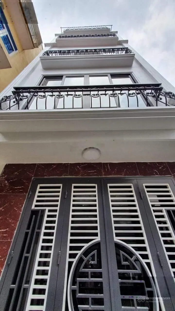 Bán nhà Đức Diễn ôtô vào nhà, lô góc 35m2, 5 tầng giá từ 5 tỷ, LH 0979 376 *** Mr Duy