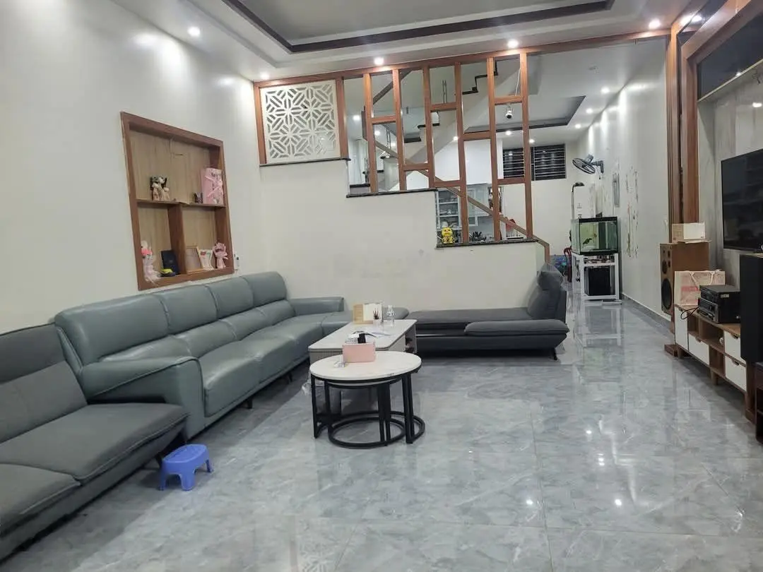 Nhà gốc dân 98m2 xây độc lập 3 tầng kiên cố , đường thông 6m tại Cái Tắt , An Đồng lh 0989.976.148