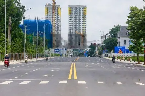 Chủ bán gấp 3 lô đất cách MT Thống Nhất (đường trục chính Đông Tây)15m,sát BXMD mới ngay làng ĐHQG