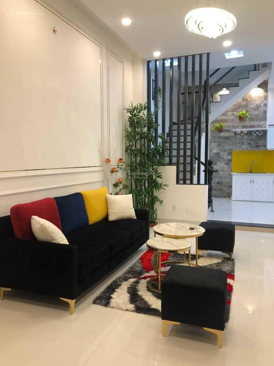 Nhà mặt tiền đường Đất Thánh 44m2, 1 trệt 3 lầu ST, 12.6 tỷ TL nhà rất đẹp vị trí VIP