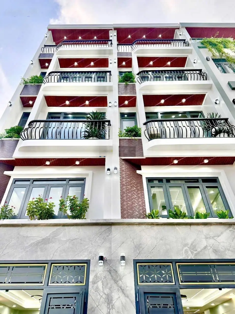 Chỉ còn 1 căn duy nhất nhà phố cao cấp dãy 5 căn