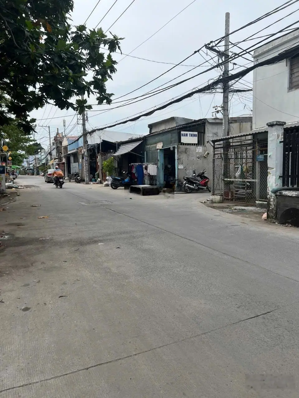 Bán nhà 2 mặt tiền kinh doanh tốt giá chỉ 2,2 tỷ