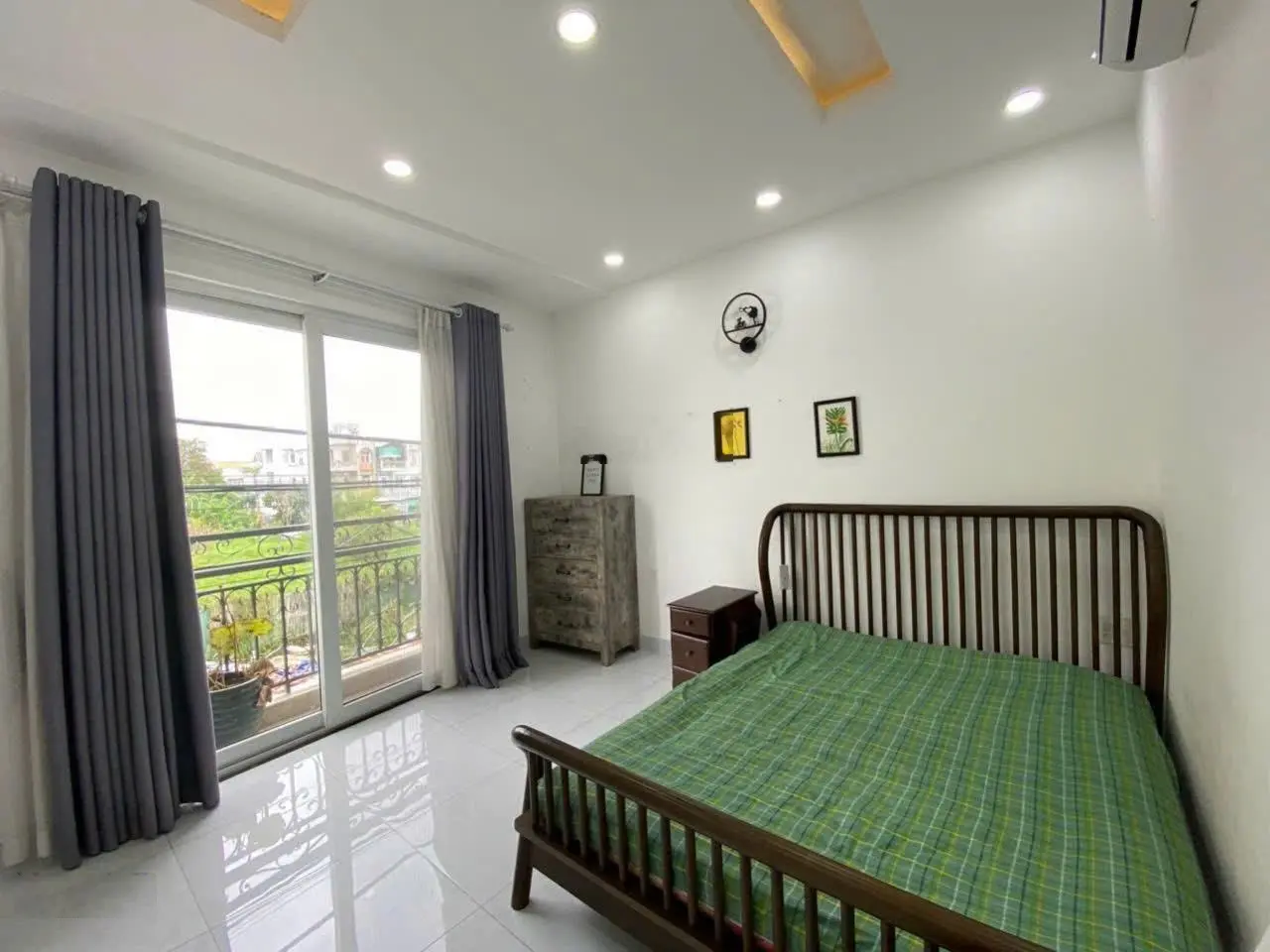 Bán nhà 3PN + 1 phòng sinh hoạt chung, 4.2x15.5 trệt 2 lầu 1 tum sân thượng HXH Đ. Nguyễn Duy Trinh
