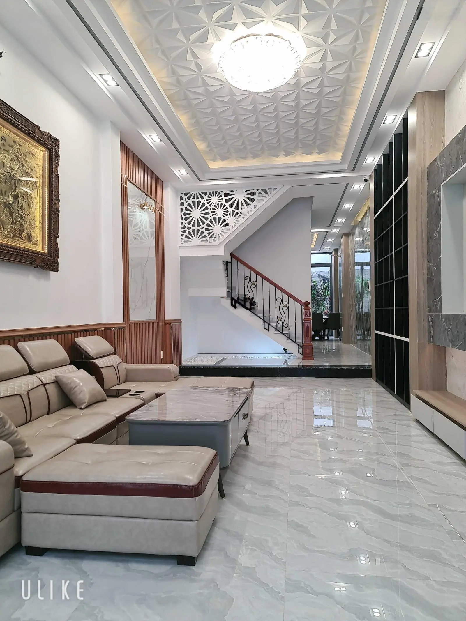 Bán nhà 4 lầu ST mới 100% MT đường số Lý Phục Man, P. Bình Thuận, DT 4 x 25m