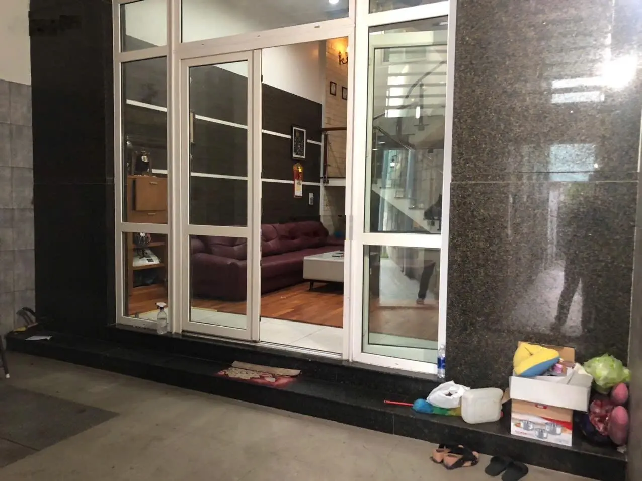 bán nhà mặt tiền Nguyễn Văn Quá, 6.22x31m, 5 tầng, có hầm, 18ty, Đông Hưng Thuận, Q12