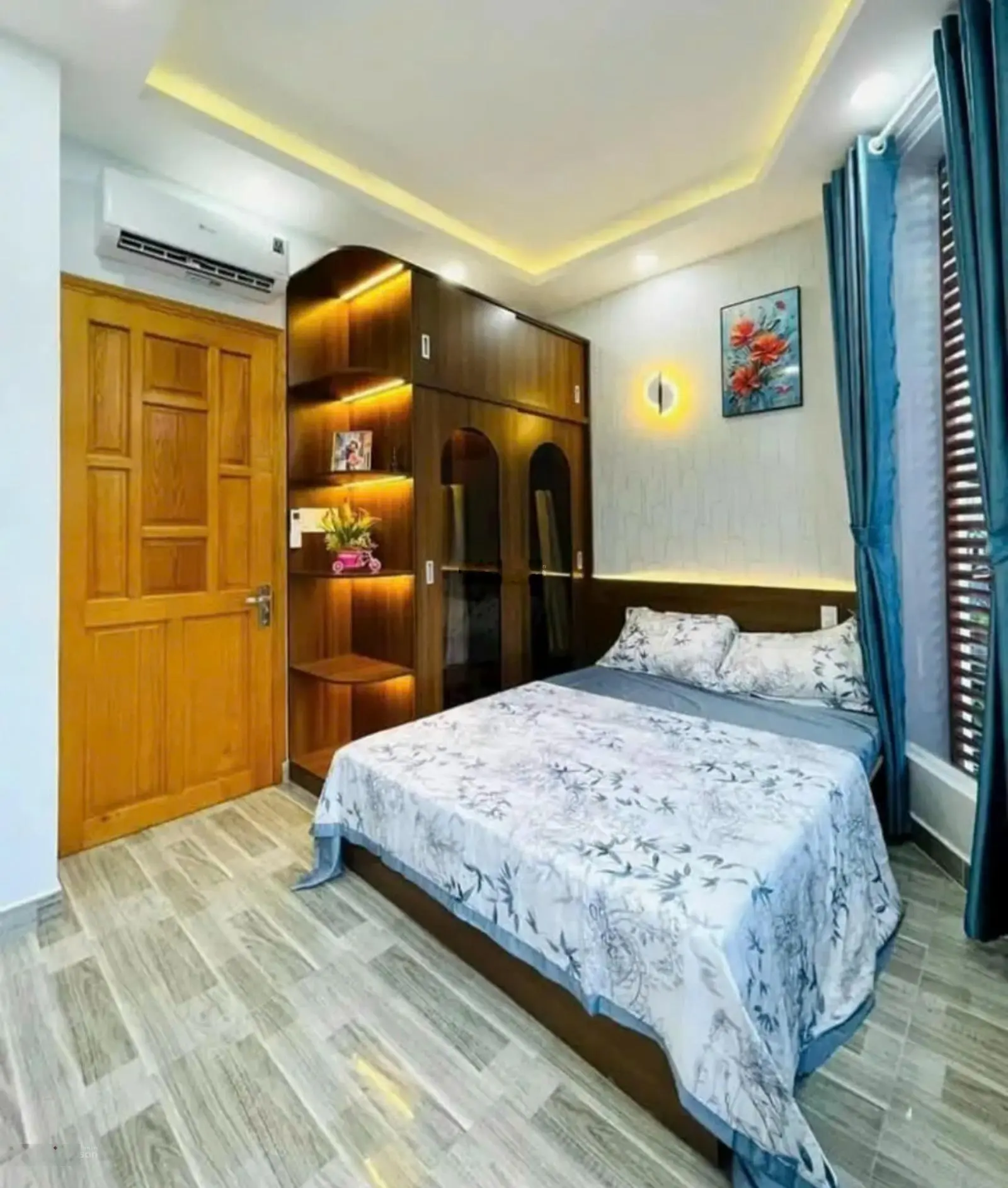 Đi nước ngoài bán nhà Vườn Chuối, P4, Quận 3, 44m2, giá nhỉnh 3.2 tỷ, SHR, thích hợp cho thuê.