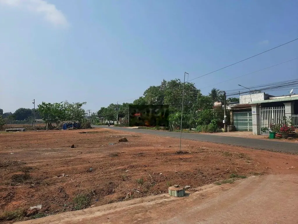 bán gấp 2 lô tiện xây trọ,kinh doanh sát KCN Becamex Bàu bàng,sổ riêng