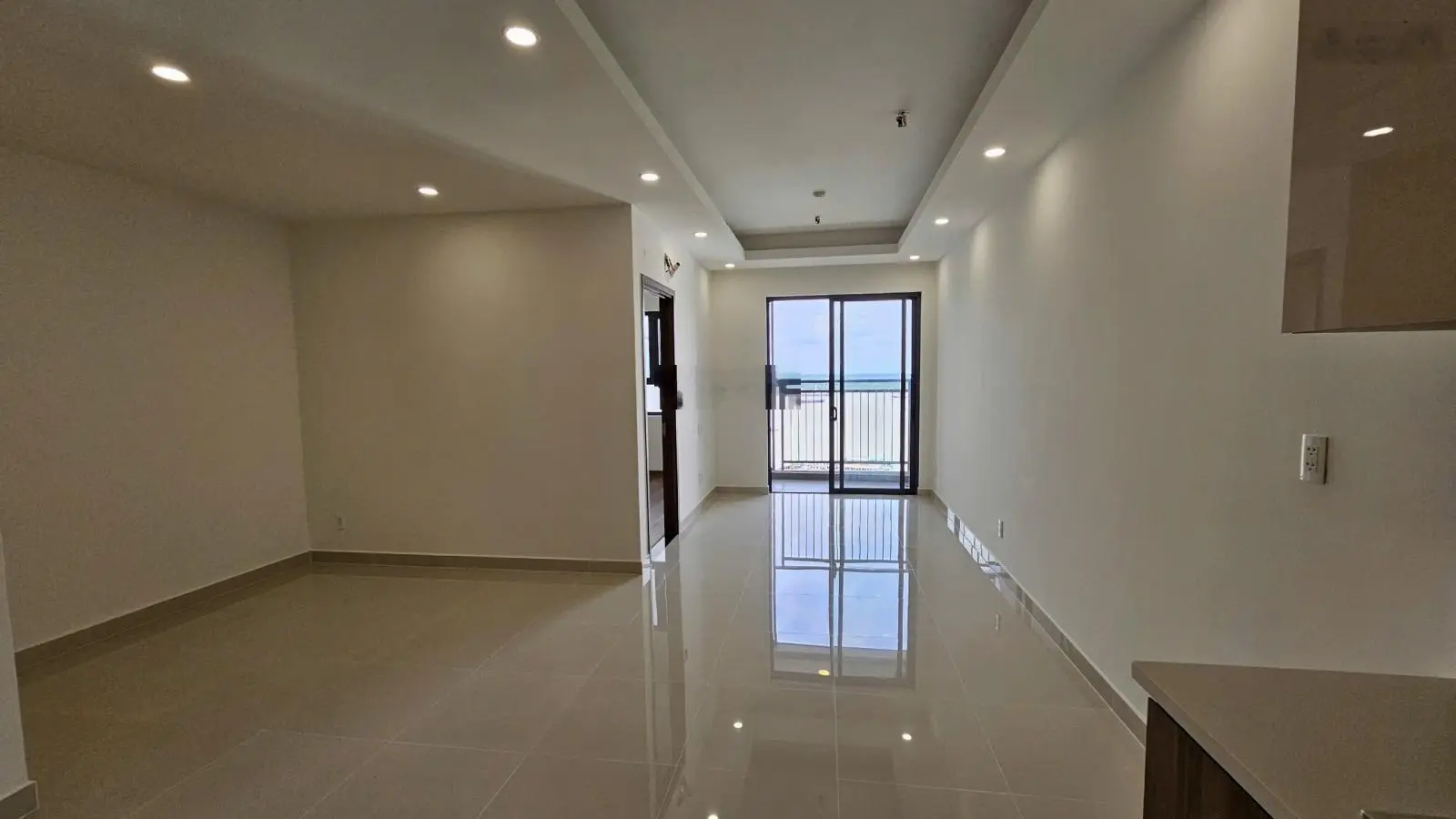 Chủ kẹt tiền cần bán căn 55m2, 1PN +, 2ty360