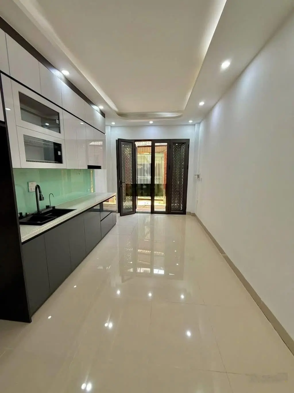 Trung tâm Ba Đình Linh Lang ô tô ngõ thông kinh doanh 38m2*6 tầng thang máy 9,7 tỷ giá tốt nhất khu