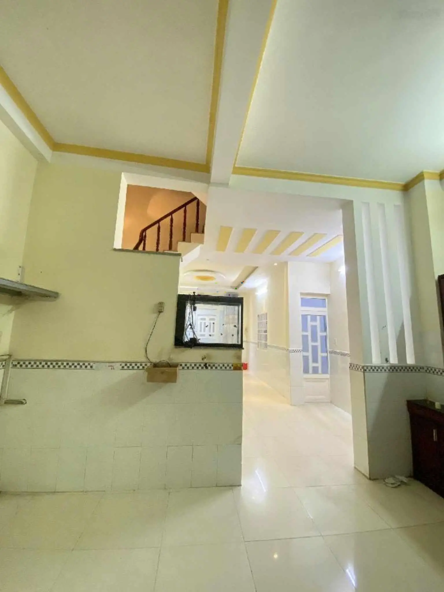 Bán nhà gấp chủ ngộp bank Quận 8 - hẻm xe hơi - nhà mới đẹp - ngang 5.8m - 86m2 - chỉ 6.1 ty