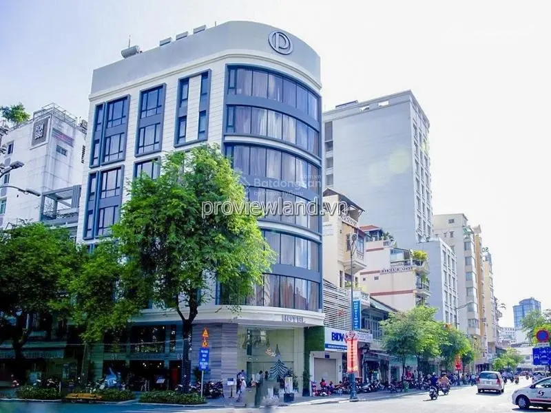 Góc 2 Mặt Tiền. Hầm 6 Tầng. HDT 320Tr/Th. Ngang 12.5m.Vuông Vức Giá.100Tỷ P6 Trung Tâm Q.Bình Thạnh