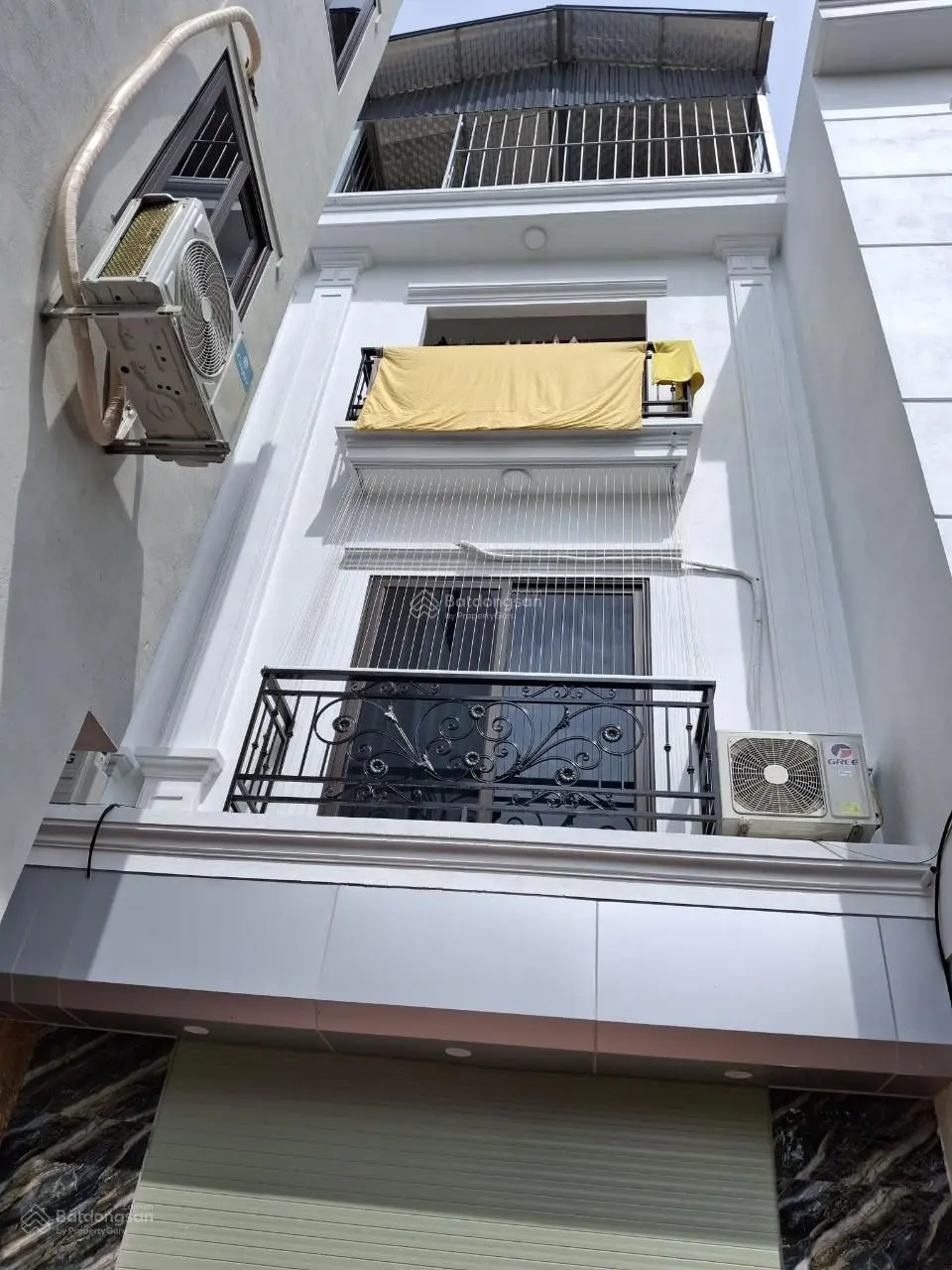 Bán nhà xây mới tại vân côn, ô tô vào tận nhà, cách đại lộ 350m, tiện ích xung quanh đầy đủ