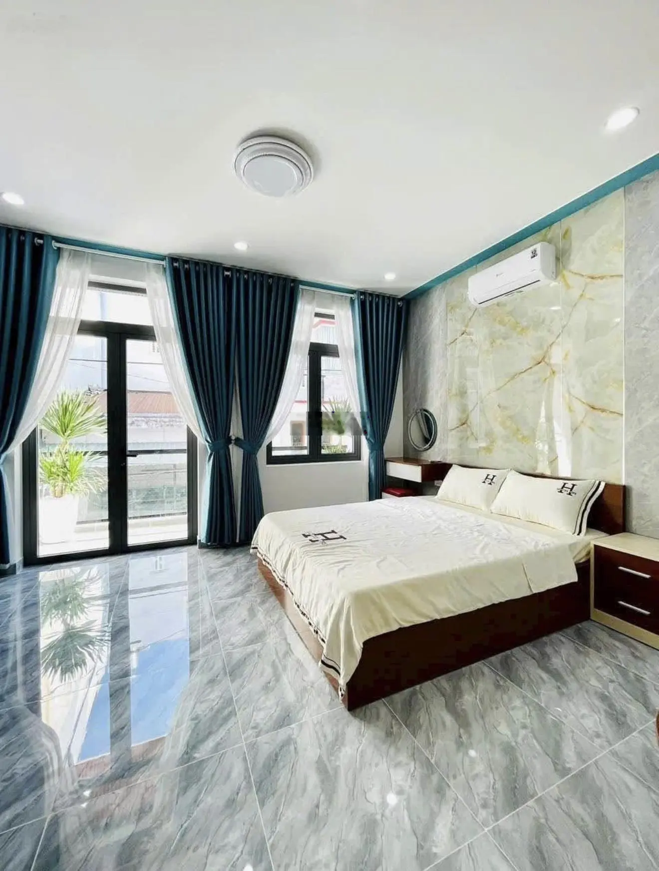 Về quê dưỡng già bán căn đường Số 23, Hiệp Bình Chánh, Thủ Đức. DT 52m2 3PN mới đẹp vào ở luôn