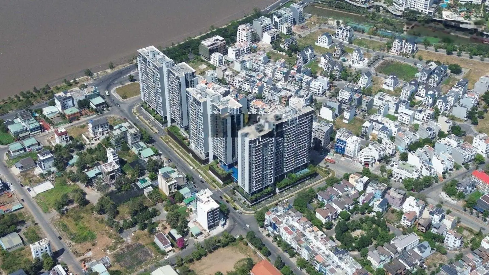 Bán đất tặng nhà, căn nhà phố 28 tỷ rẻ nhất, thêm 2 tỷ hoàn thiện có nhà đẹp vào ở ngay.