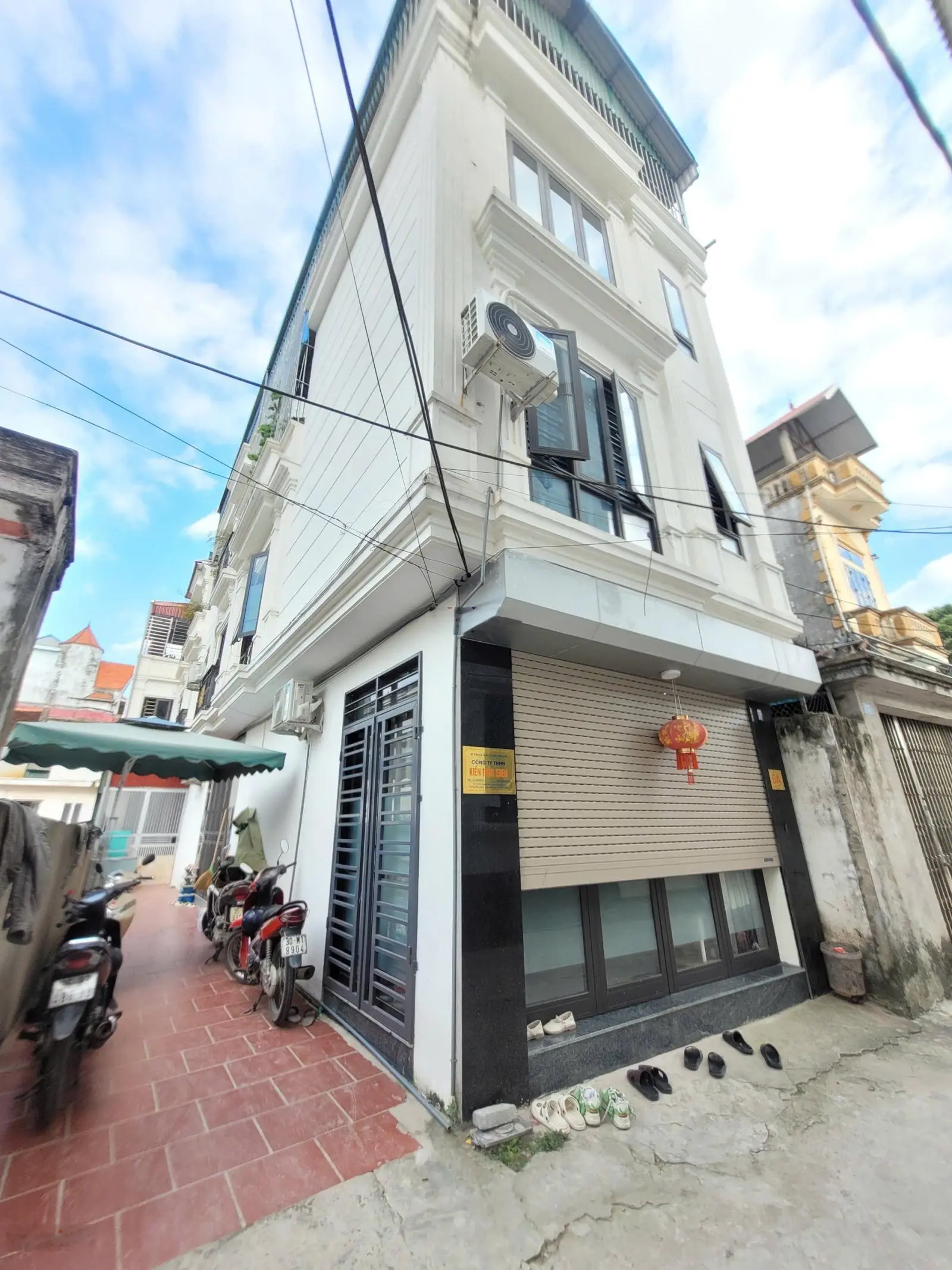 Cần bán gấp nhà 3 tầng 1 trệt tại Giang Chính, Biên Giang, Hà Đông