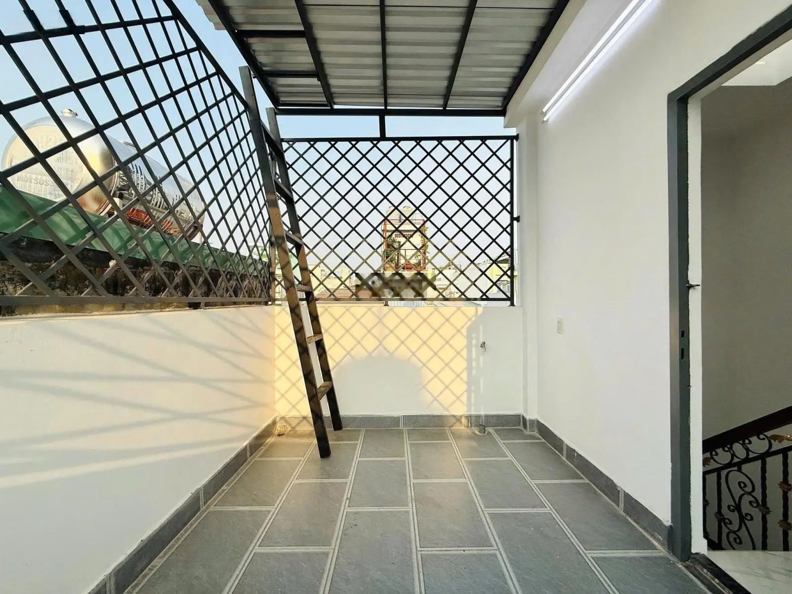 Dọn vào ở liền căn nhà sát Đại học Luật CS2 - đường số 5, Hiệp Bình Chánh, Thủ Đức 38,5m2