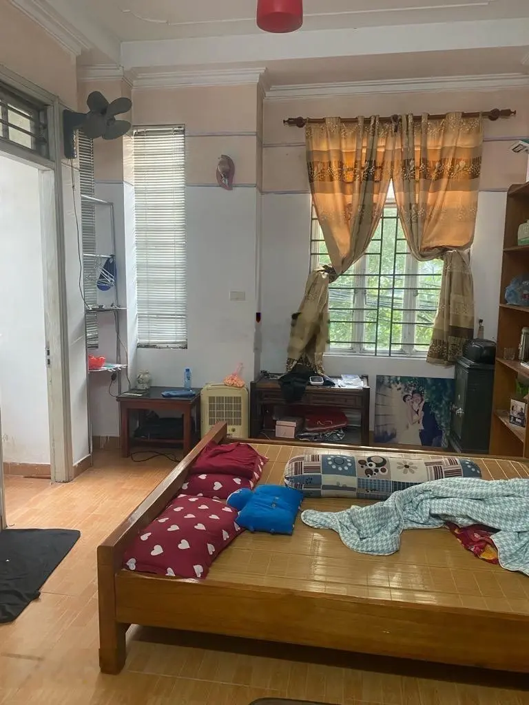 LÔ GÓC VIEW HỒ Ô TÔ ĐỖ CỬA CHỦ CẦN BÁN GẤP Nhà Lĩnh Nam 30m² x 5 tầng MT 3.5m chỉ 4.3 tỷ
