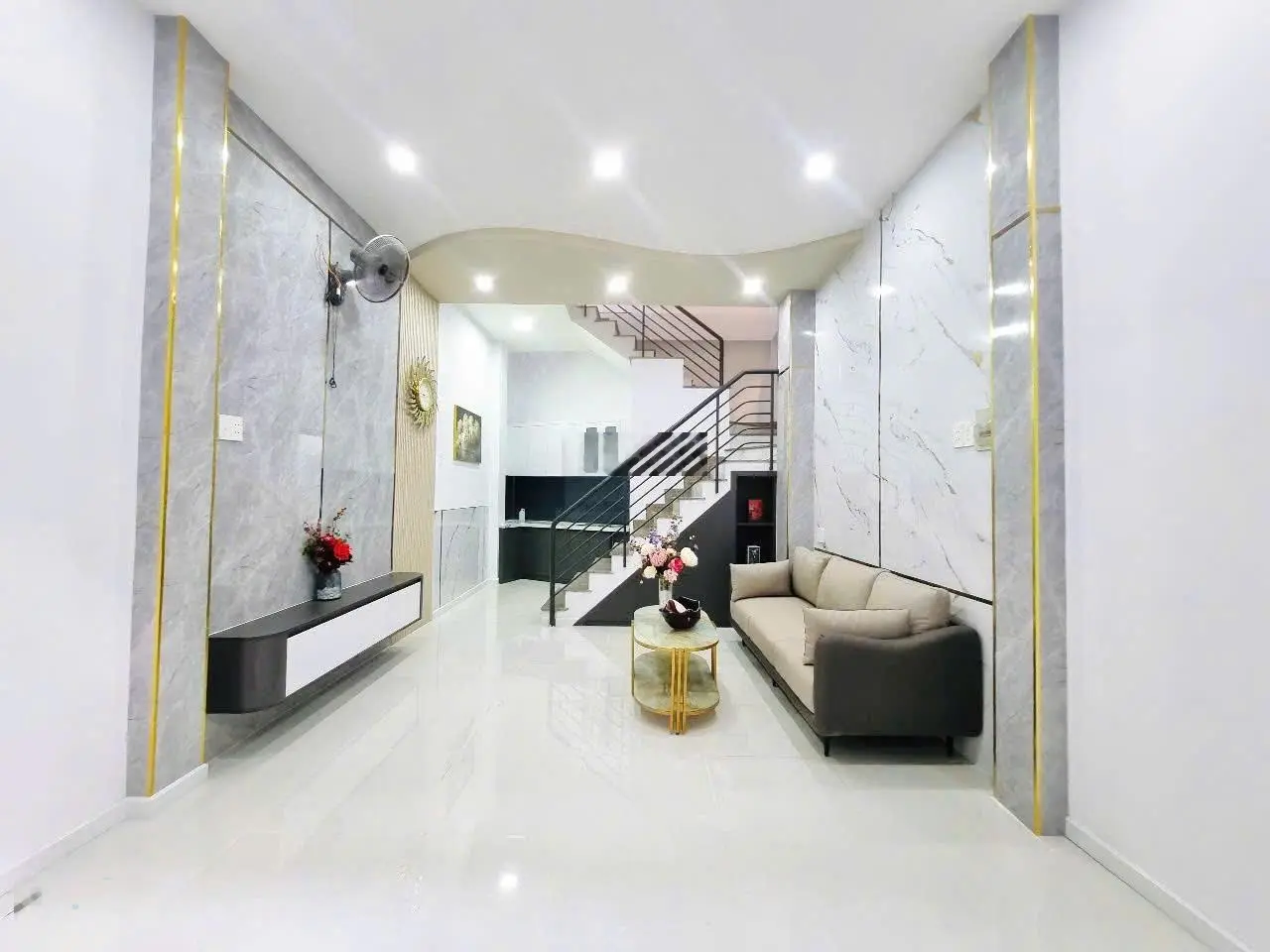 Lên sóng siêu phẩm đúc 3.5 tấm khu trung tâm gần sân bay phường 3, Q. Gò Vấp, TP HCM