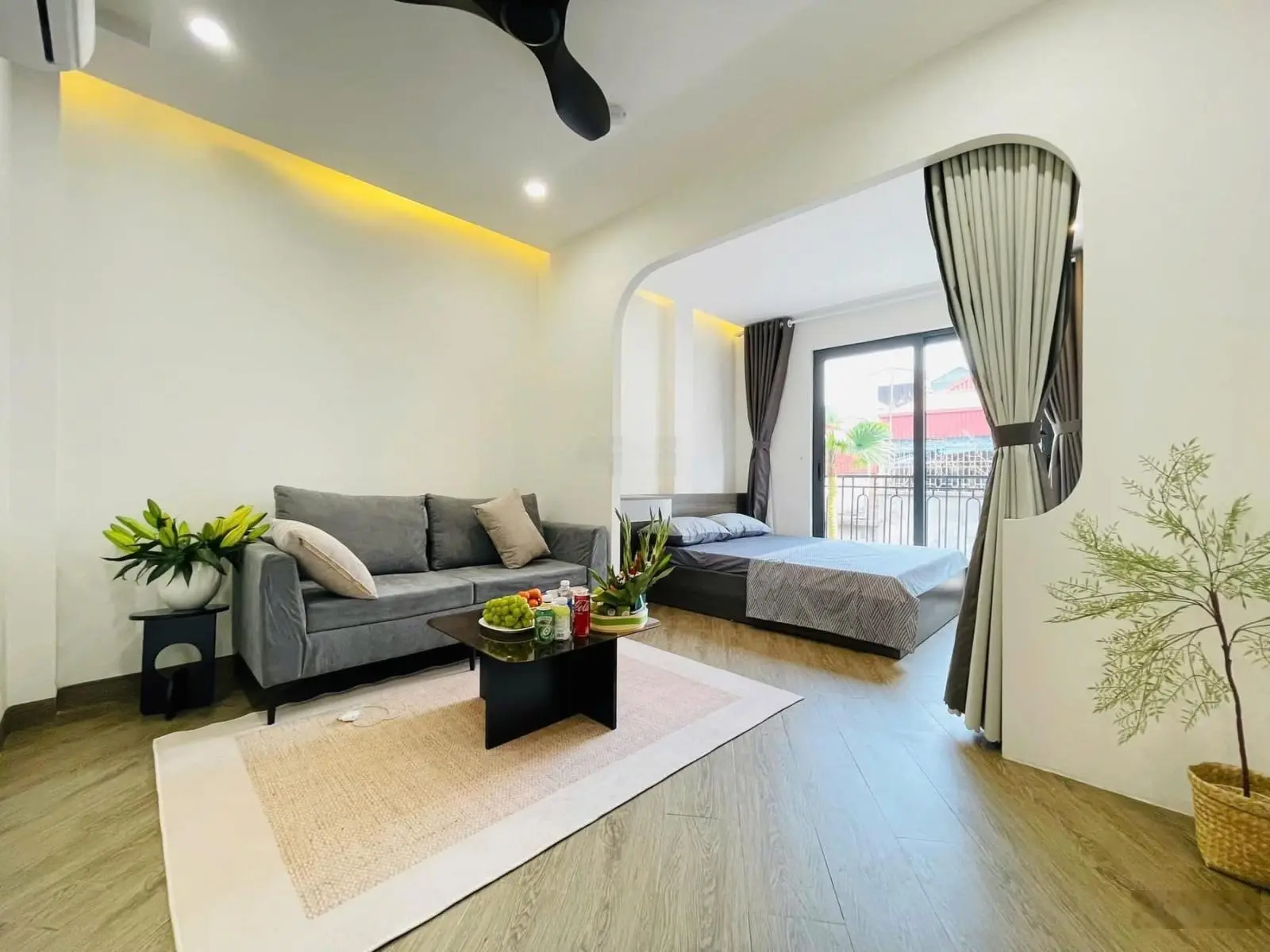 Bán toà CCMN phố Quan Nhân, Thanh Xuân, 100m, 8T, 29 phòng, full NT. DT 150tr/th. View hồ. Ngõ oto