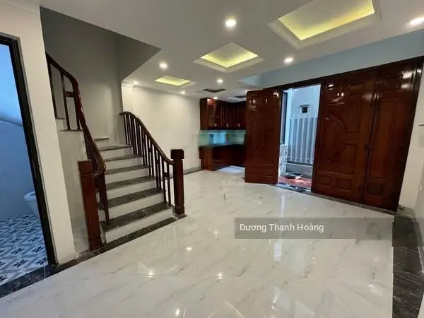 Cần bán nhà 6 tầng ngay trương cấp 3 Phúc Lợi ngõ nông gần đường, giá hơn 4 tỷ xíu