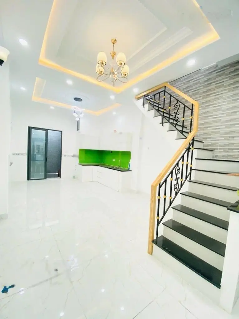 Bán nhà phạm thế hiển quận 8 , 4 x 12 , shr , hoàn công đủ , nhà mới ở ngay , nhỉnh 3 tỷ