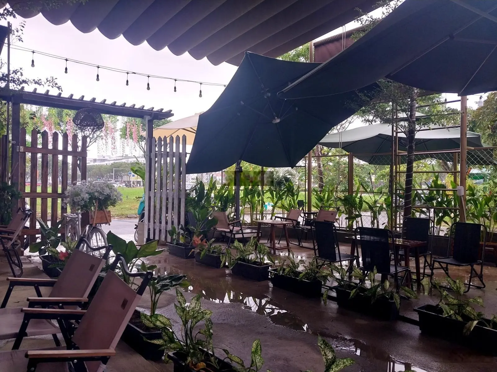 Chào bán nhanh siêu biệt thự mini. hòa cường bắc - hải châu - đà nẵng: + dt: 63m - ngang 6m.