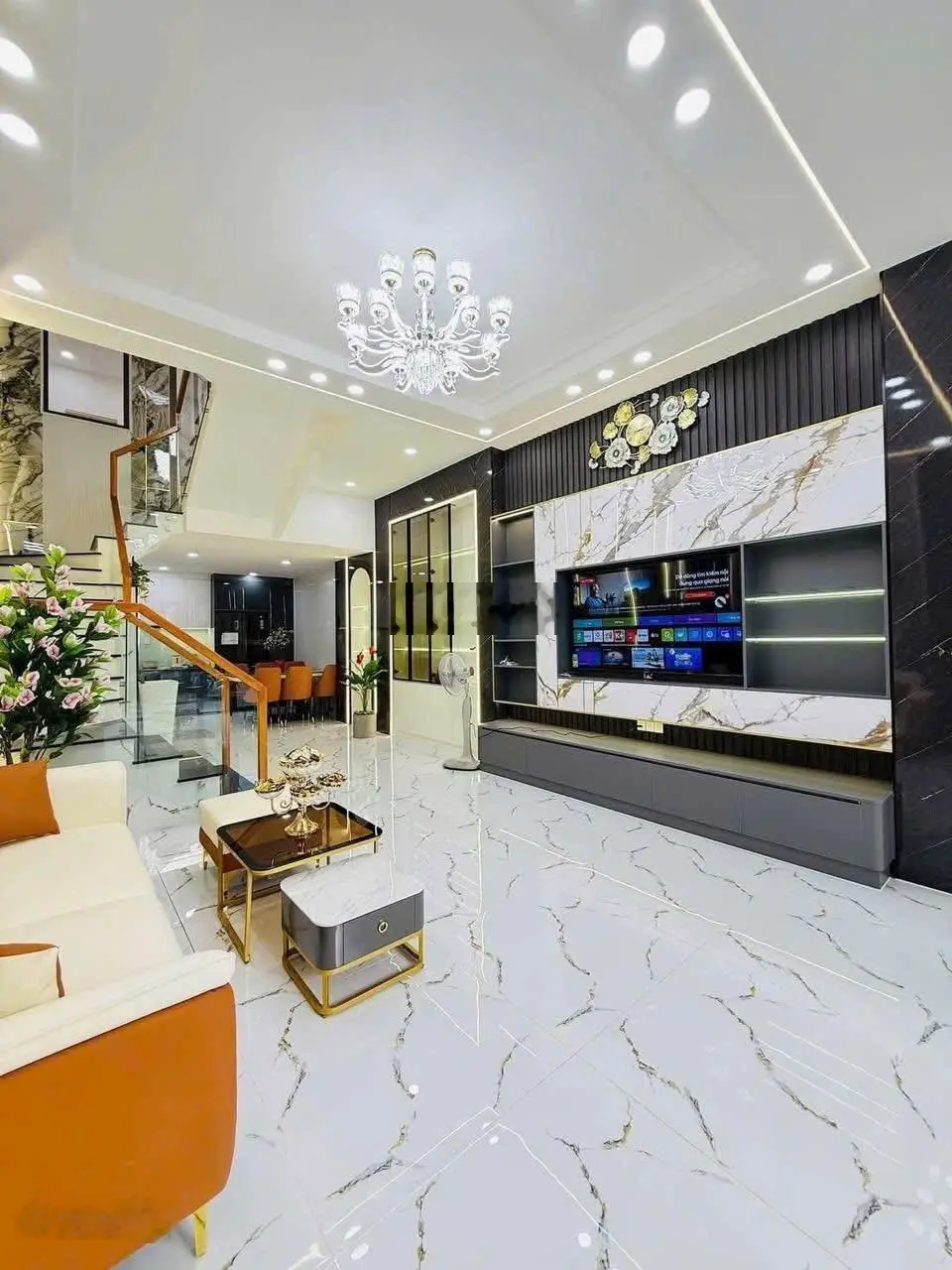 Bán NR 3PN, 4WC tại Đinh Tiên Hoàng, 56m2, 6,8 tỷ, Q1, HCM