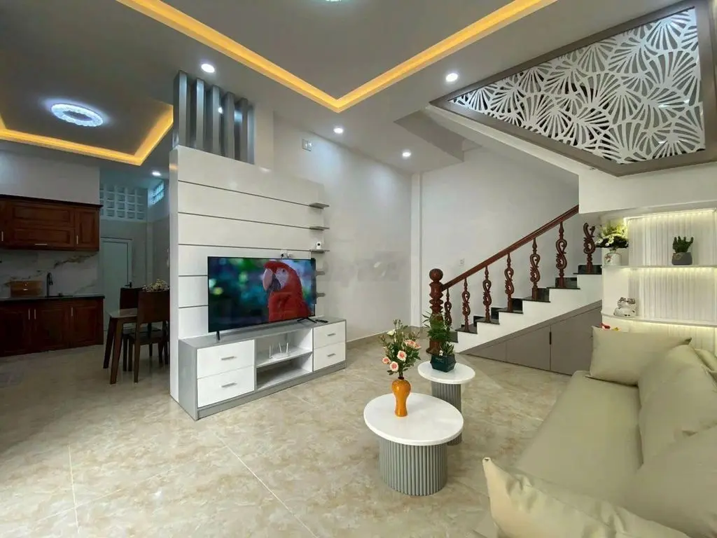 Bán nhà 3 tầng kiệt ô tô Ông Ích Khiêm, đậu 24/7 ngay trung tâm