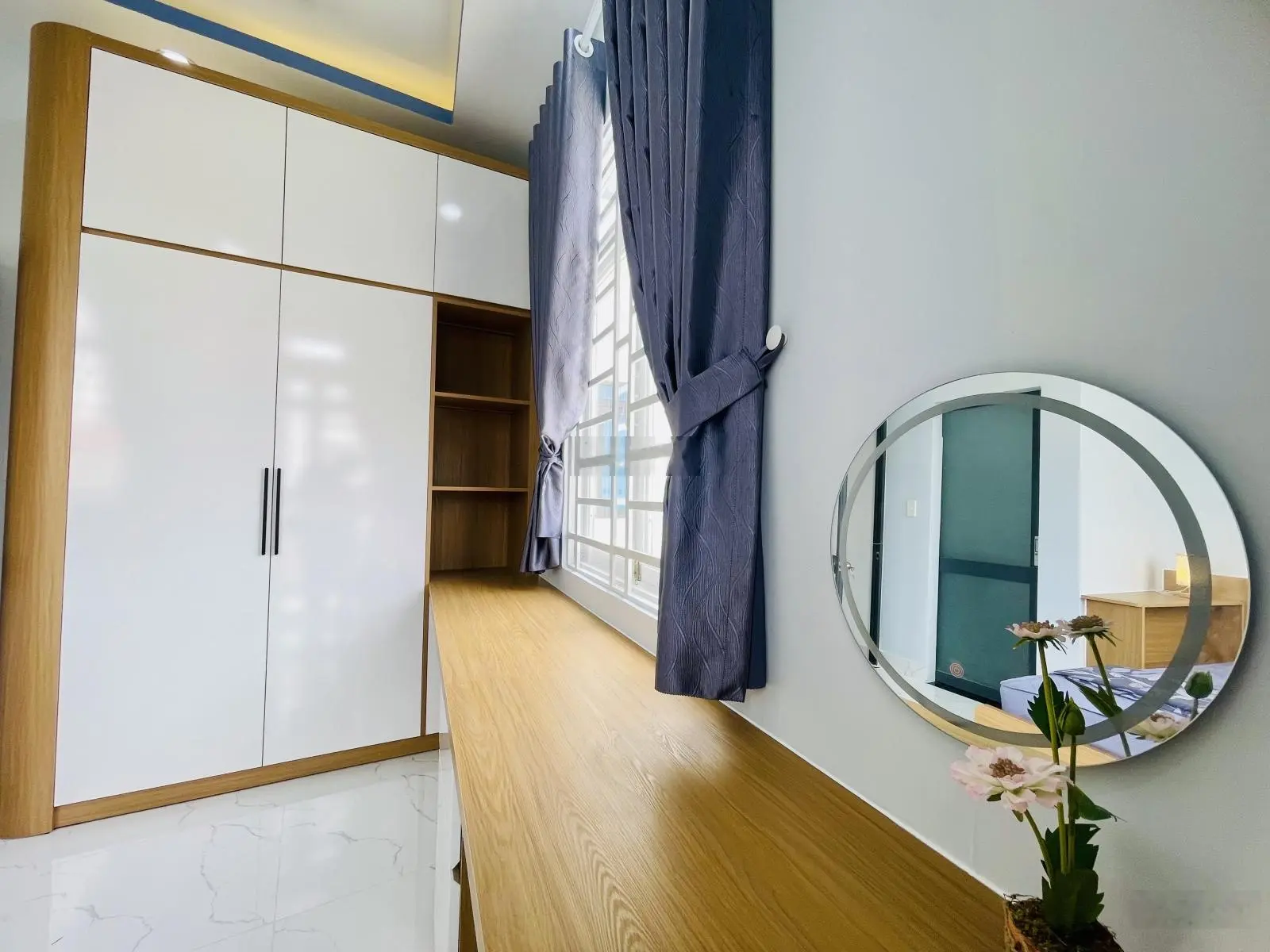 Tân Bình, nhà Lạc Long Quân, phường 10, nhà đẹp đủ nội thất chỉ dọn vào ở, thông Ni Sư Huỳnh Liên