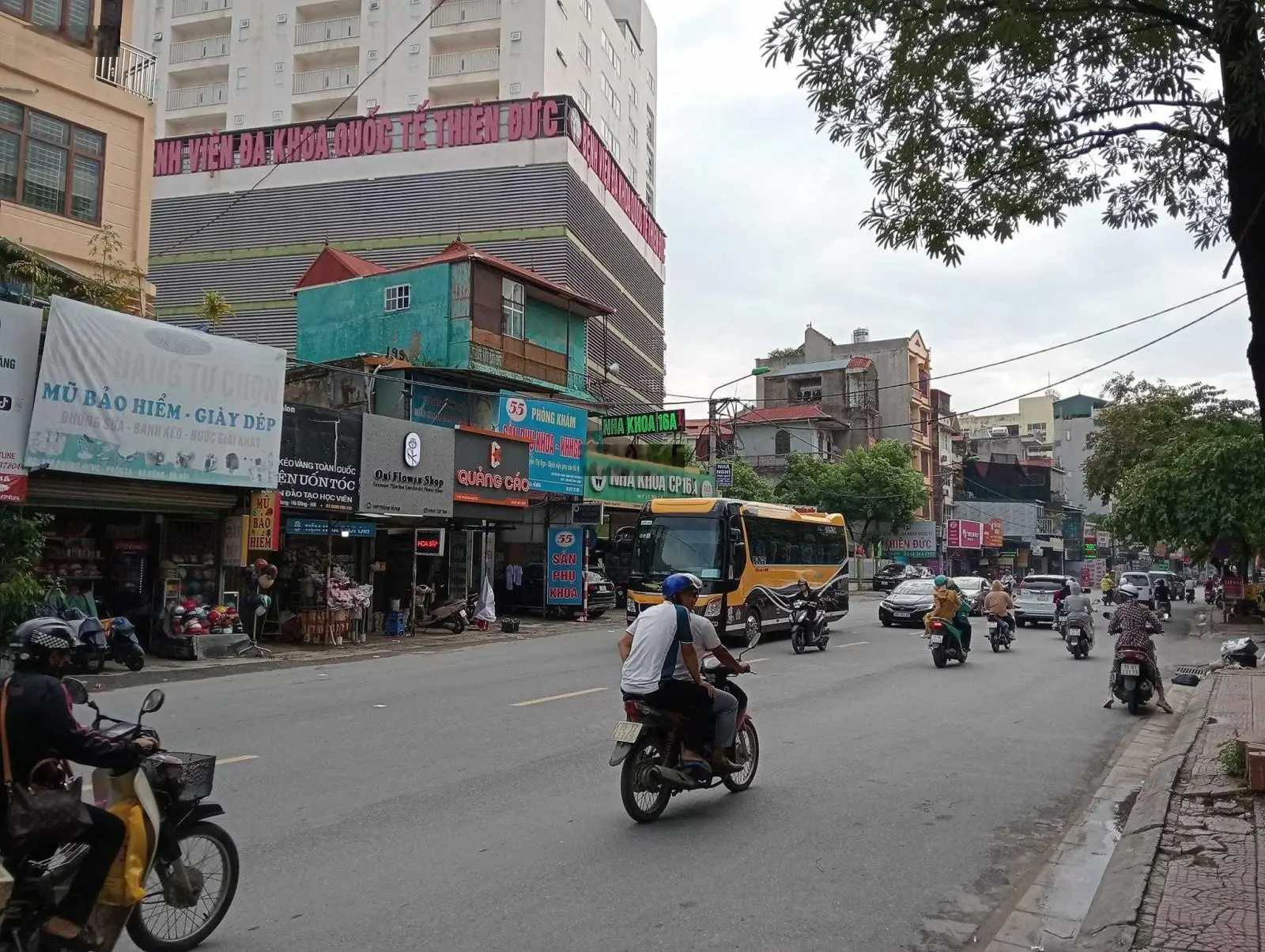 Bán nhà đẹp, cách 1 nhà ra mặt phố Phùng Hưng, Quận Hà Đông, 40m2 4 tầng, nhỉnh 6 tỷ