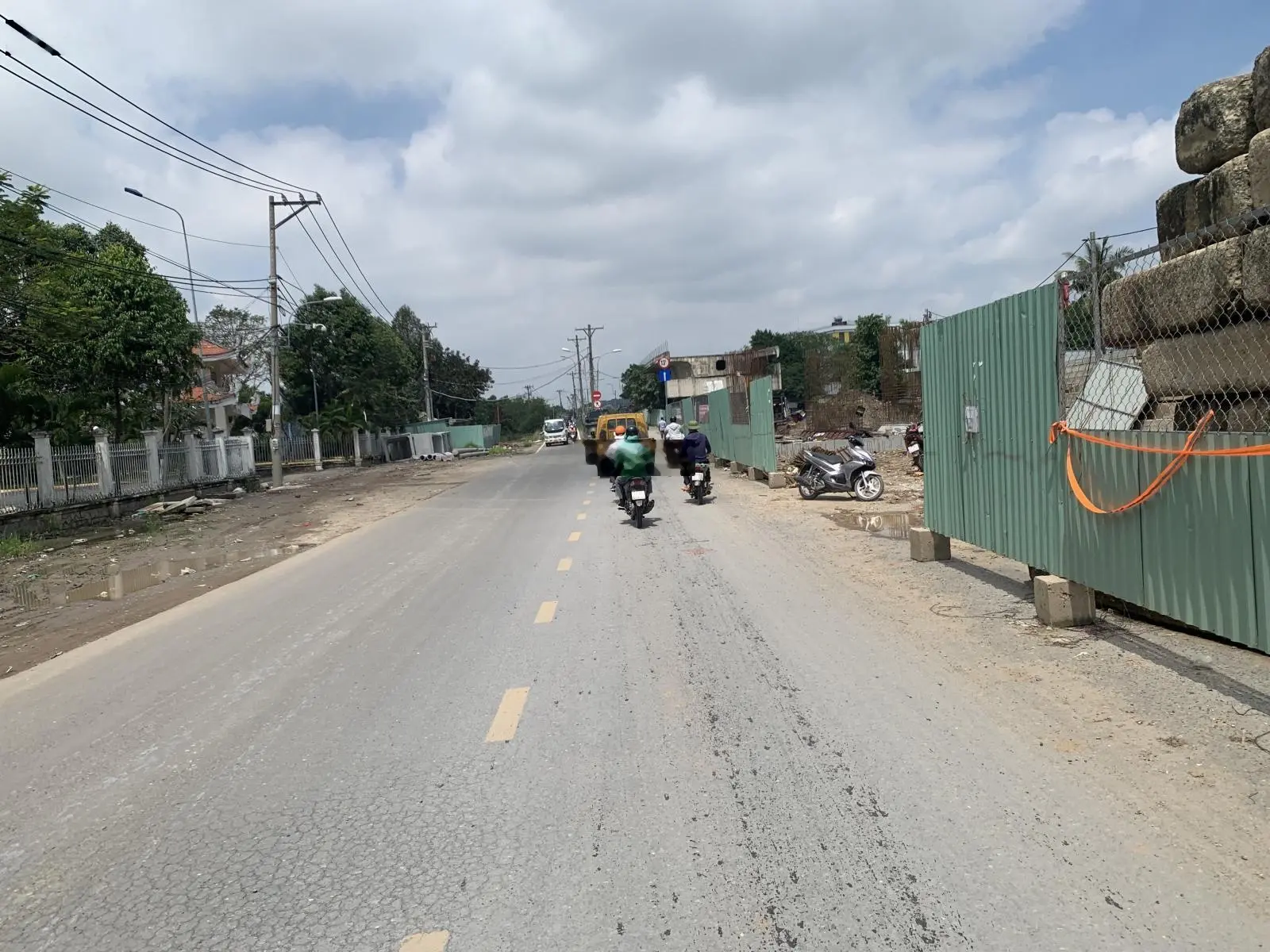 Bán lô đất đường Lã Xuân Oai, Phường Long Trường, Thành Phố Thủ Đức, diện tích: 55m2, giá 3.5 Tỷ