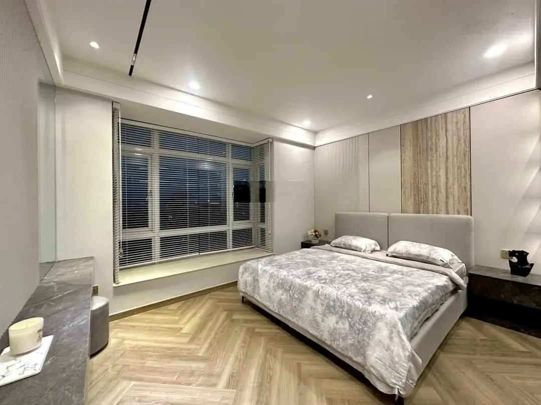 Chính chủ cần bán nhanh căn hộ Hưng Phúc DT 82m2, 2PN, 2WC, Giá 4ty9 nội thất cao cấp 0938 607 ***