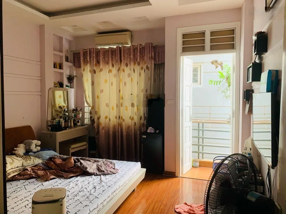 Chủ cần tiền cực gấp bán căn nhà phố trường chinh Tôn Thất Tùng Ngã Tư Sở Đống Đa 55m, 5T. Hơn 8 tỷ