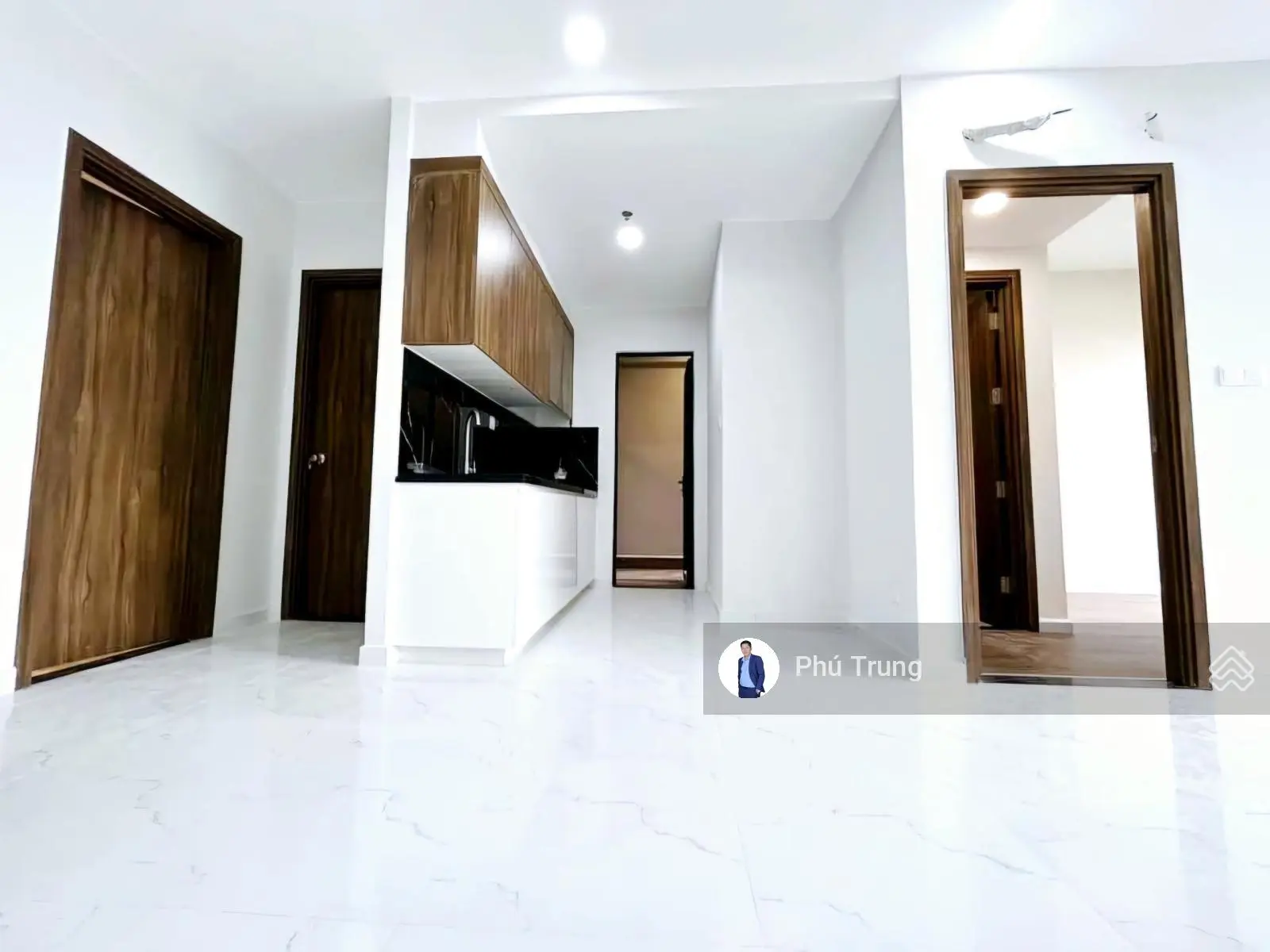 Bán căn hộ 2PN 65m2 Opal Skyline sổ sẵn, view hồ bơi, giá hợp lý, tiện ích đầy đủ, bao thuế phí