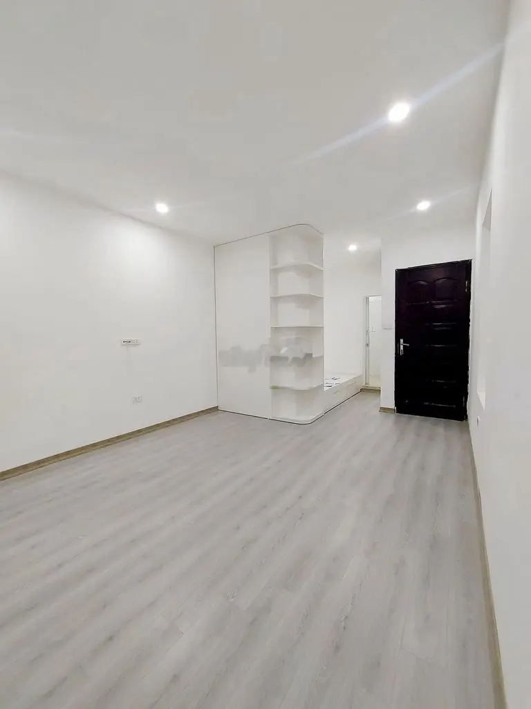 Bán Nhà Tập Thể Tầng 3 Hồ Tùng Mậu - Cầu Giấy 80m giá có 2.6 tỷ.