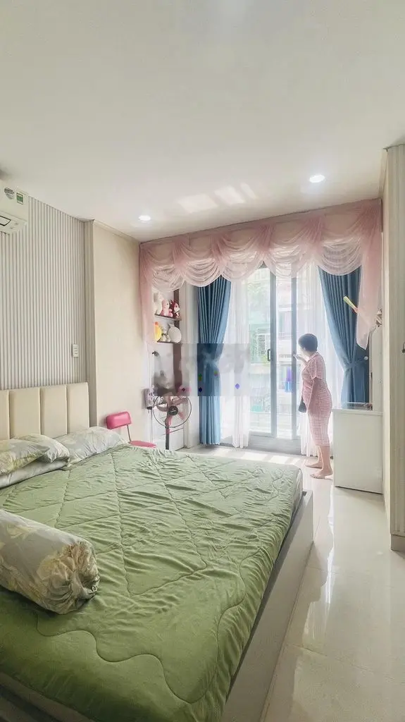 MẶT TIỀN KINH DOANH 4 TẦNG 4x11m GẦN TRẦN HƯNG ĐẠO P.5 Q.5 GIÁ 10,5 TỶ