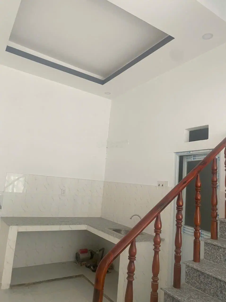 Bán Nhà 1 Lầu 4x10 gần Chợ Đình