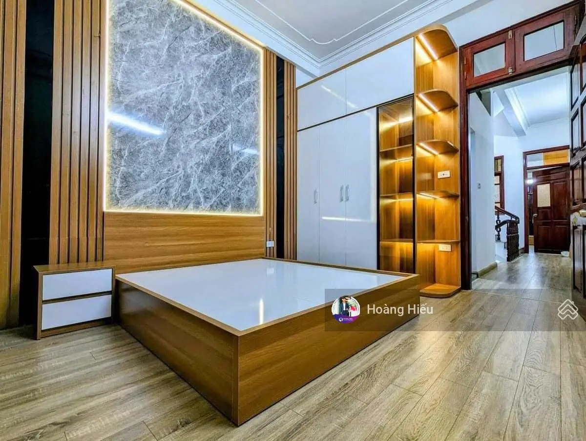 Tin thật, nhà đẹp Thanh Xuân, 50m ra phố, ôtô cạnh nhà, 2 mặt thoáng, tặng toàn bộ nội thất, m2
