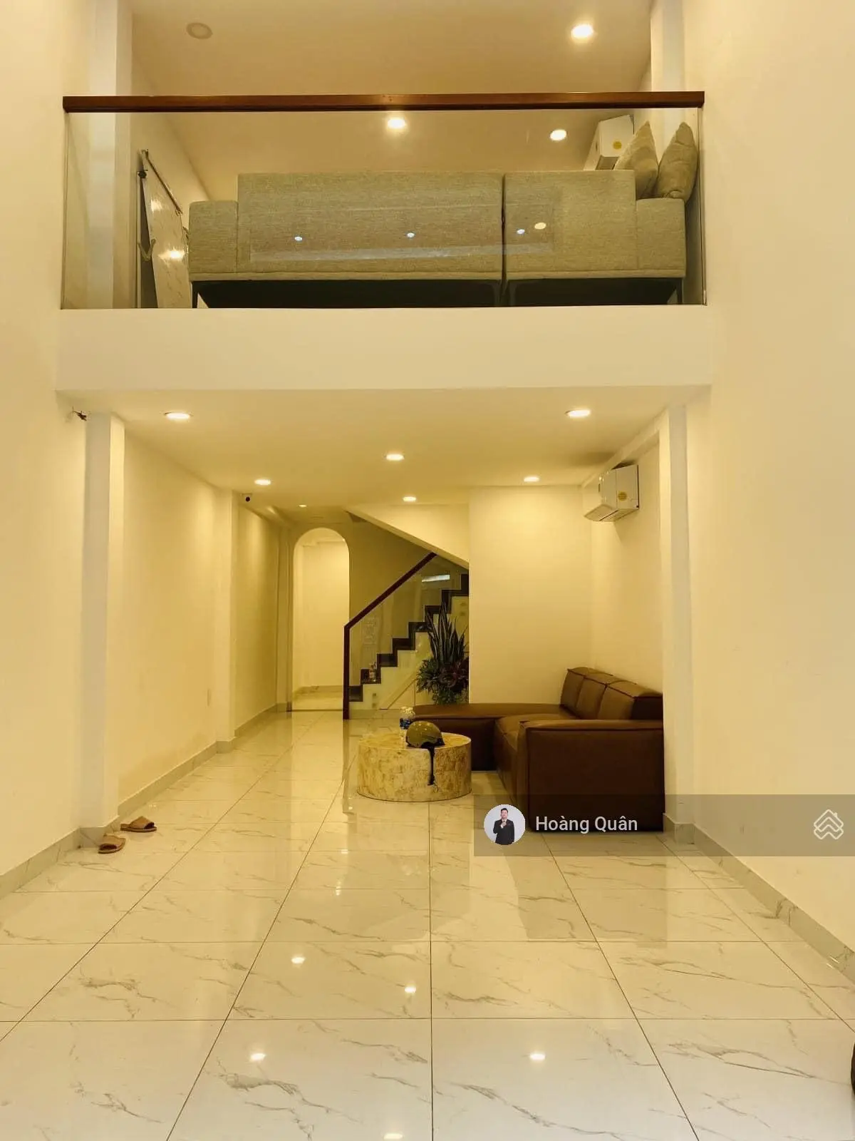 Gấp bán - nhỉnh 8 tỷ - xe hơi ngủ trong nhà 50m2 - 4 tầng BTCT - 4PN - thông ra Lê Văn Sỹ Phú Nhuận