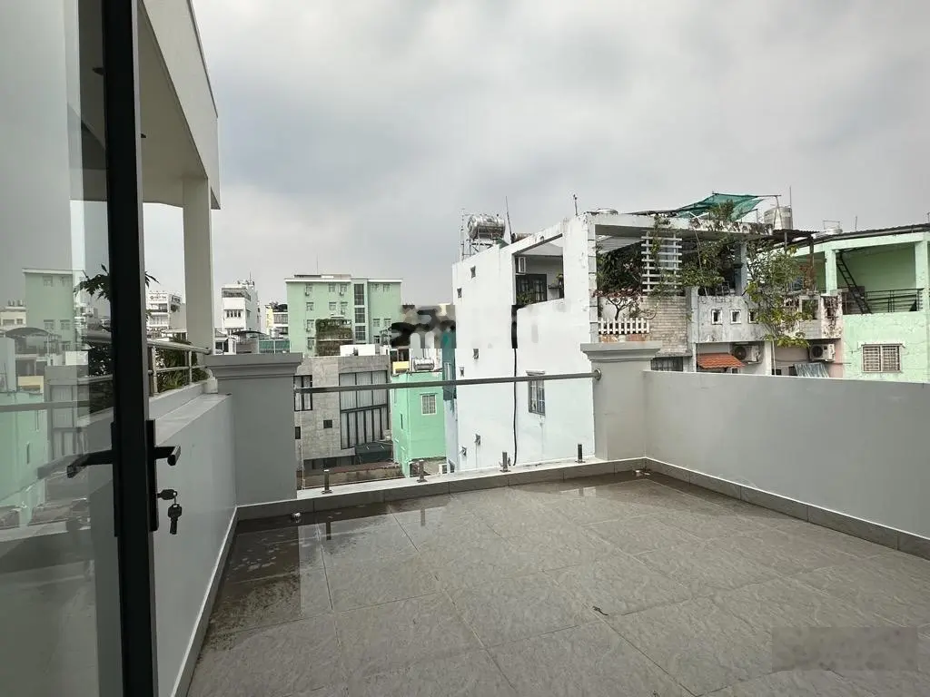 BẠN MUỐN Ở NHÀ ĐẸP Q.1O - ngay CLB Lan AnhÔ TÔ ĐẬU TRONG NHÀ...4.5m15m 4 tầng sân thượng 5wc