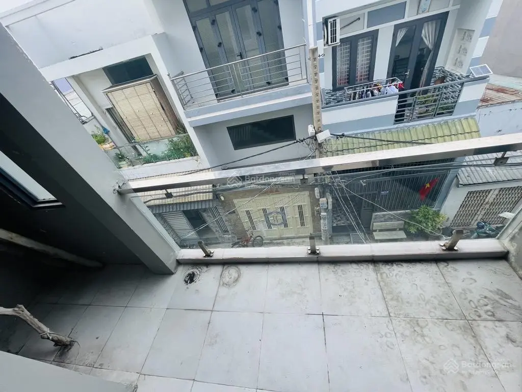 Nhà 3 tầng Lê Đình Cẩn- 48 m2- 4 PN 3 WC- hẻm xe hơi - sổ riêng