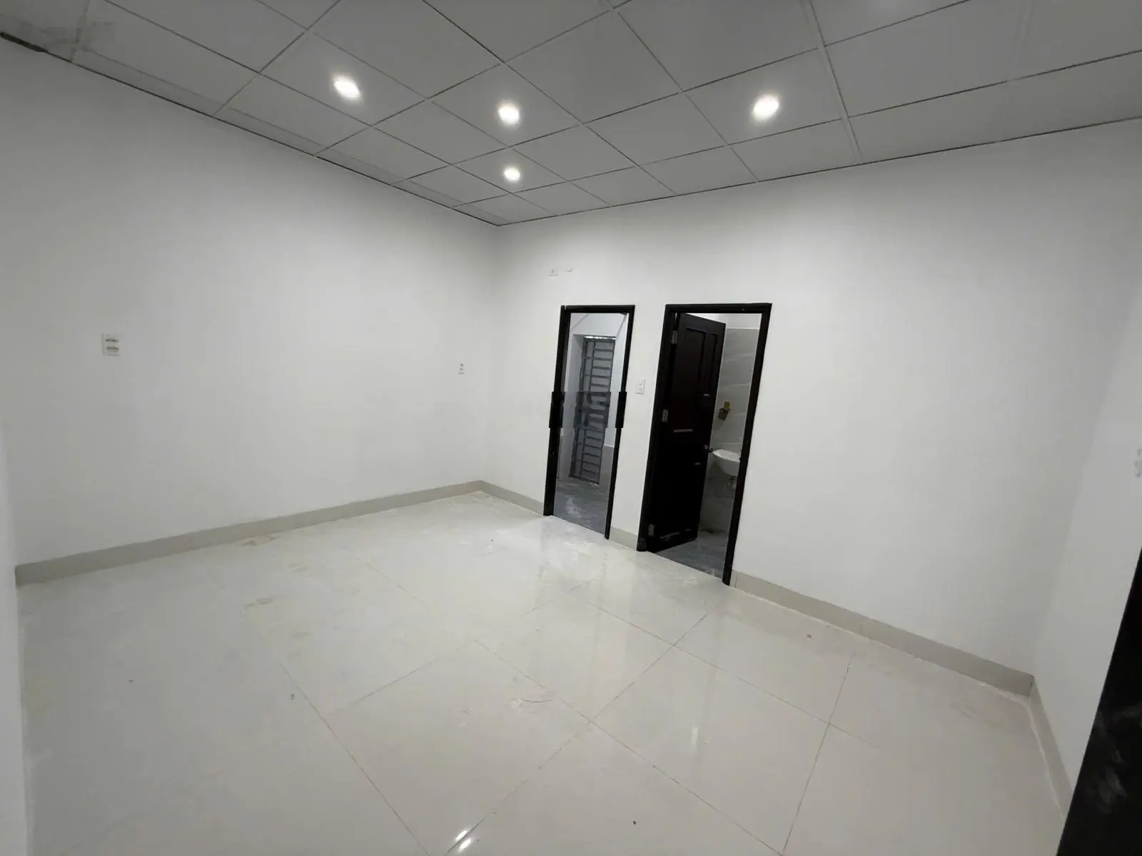 Bán gấp nhà đất 100m2 sát Nam Hoà Xuân 3,75 tỷ, P. Hòa Quý, Ngũ Hành Sơn, Đà Nẵng