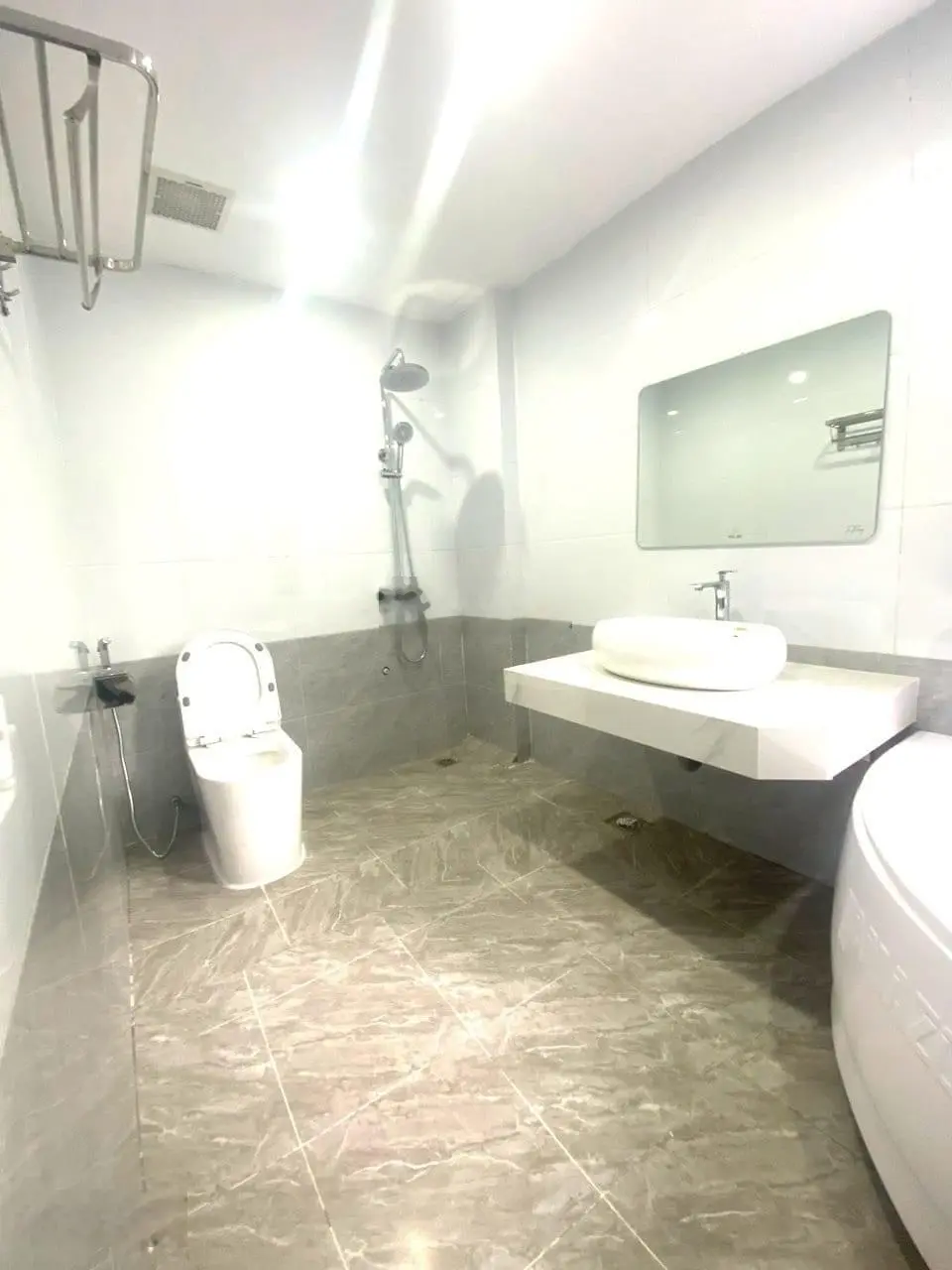 Bán nhà phân lô,thái hà- phố vip,nhà mới thang máy kinh doanh đỉnh ôtô đỗ cửa 70m2/6t/6mt 10tỷ tl
