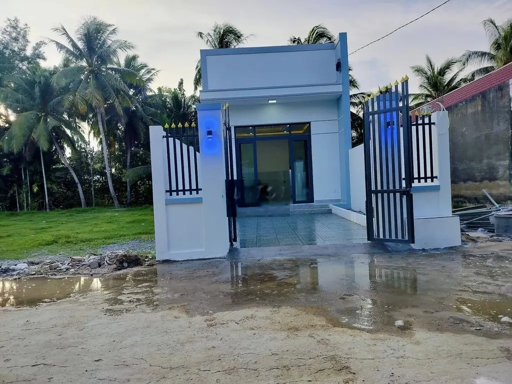 bán nhà mới 123m2 , lộ ô tô xã sơn đông , tp bến tre